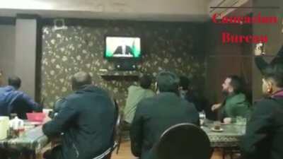 Reaction of Azerbaijanis to the news of liberation of Zangilan city in one of the Baku teahouses