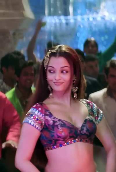 Aishwarya Rai [Bunty Aur Babli] $