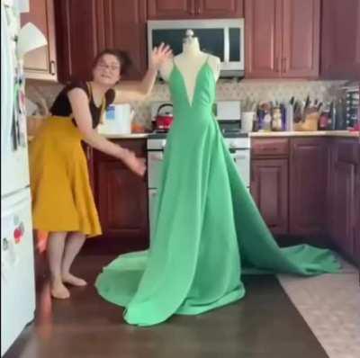 This green screen dress is electrifying