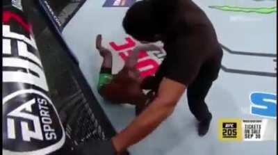 Derek Brunson knocks out Uriah Hall with a Left hand. He fights Edmen Shahbazyan in like 5 days probably.