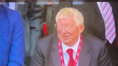 SAF singing GGMU 😭😍