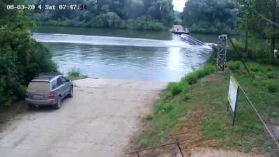 WCGW speeding down the river without a care in the world