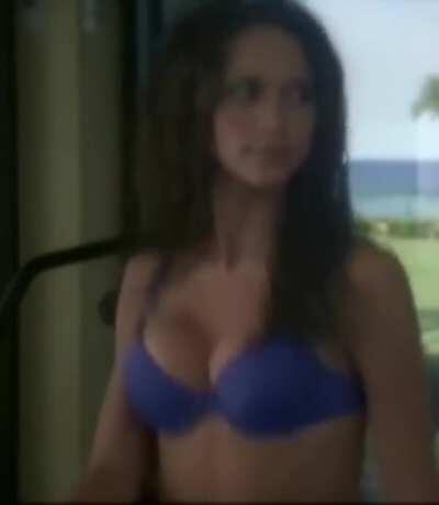 Jennifer Love Hewitt