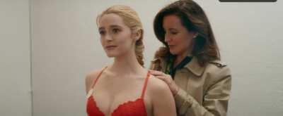 Kristin Davis & Greer Grammer in Deadly Illusions (2021)