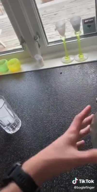 Those ice cubes and the way they crack