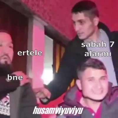 SABAH UYANIRKEN BÖYLE HİSSEDİYORUM AYNI