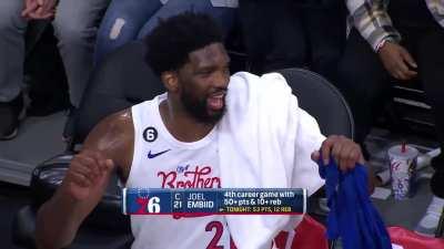 [Highlight] Embiid dances on the bench to Lil Uzi Vert’s “Just Wanna Rock” after dropping 53/12 and getting the W