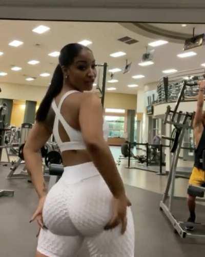 Shenseea - Video #6418