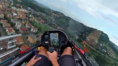 Glider landing in the rain