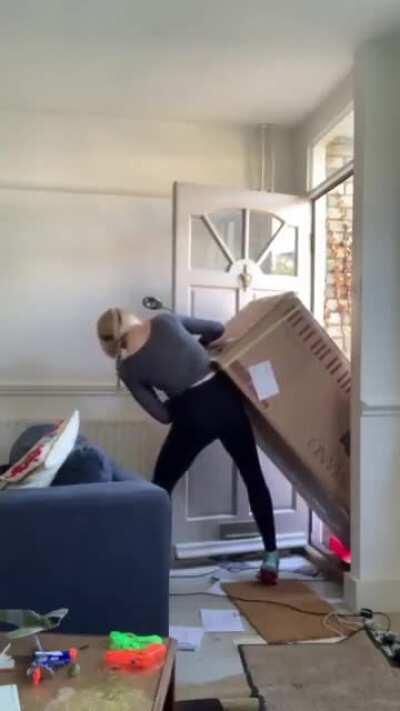 'The Witcher' star Freya Allan aka Ciri playing with her big box