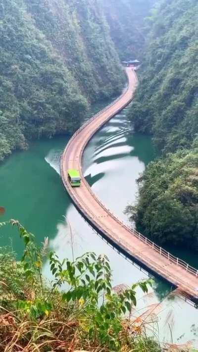 Floating road in China