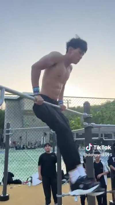 Korean street workout