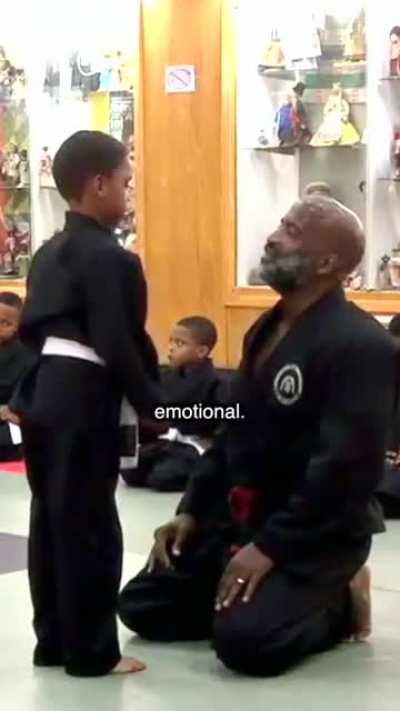 Man runs martial arts clinic for boys without fathers