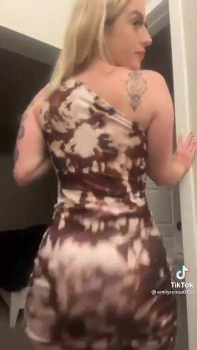 her ass be doing something to me