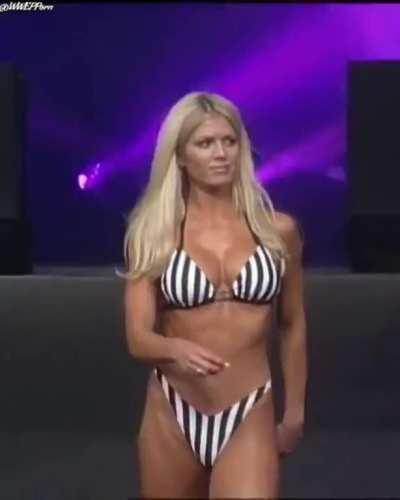 Torrie wilson