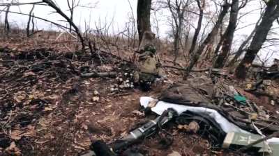 GoPro footage from a French volunteer combatant in Ukraine during an assault on russian positions.