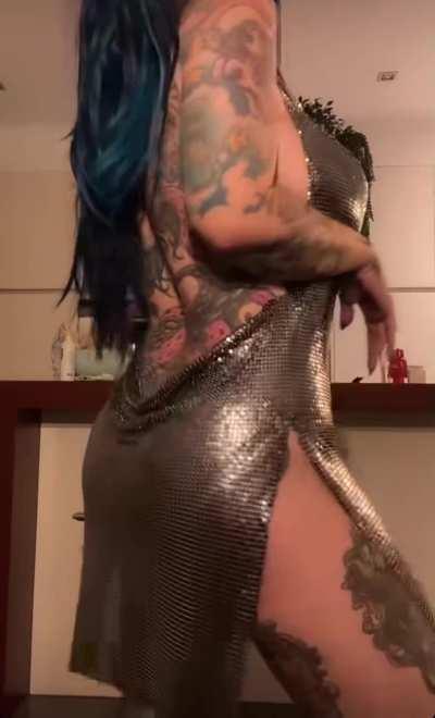 Shiny dress