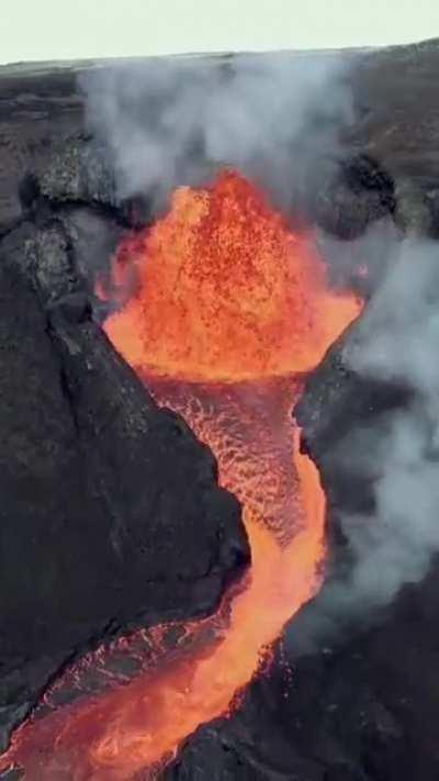 🔥 Close Footage Iceland Volcano Eruption