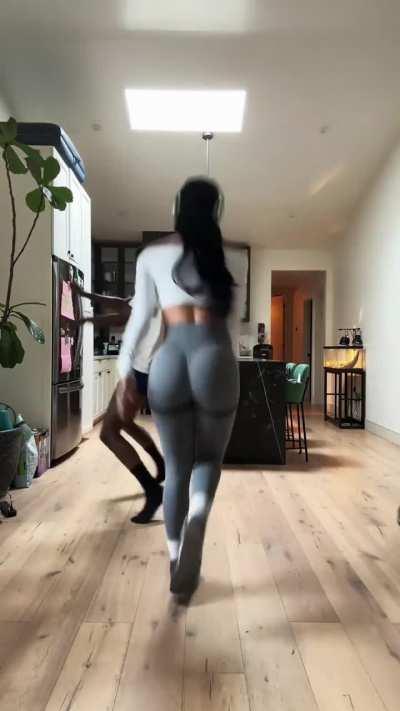 Pre workout dancing | TikTok 5/23/24