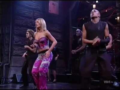 Britney Spears - Oops I Did It Again (SNL 2000)