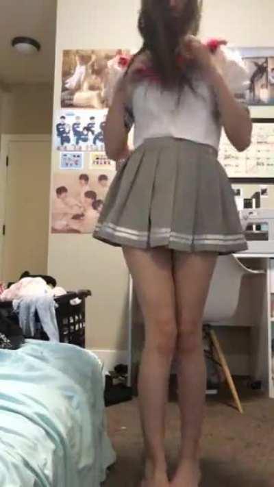 Teen schoolgirl cosplayer strips for you