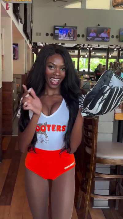 Go Watch The All Star Game At Hooters ⚾️