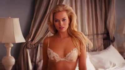 Margot Robbie is iconic