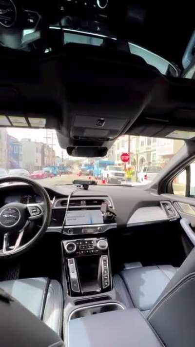 Waymo Autonomous Jaguar I-Pace navigating an incredibly challenging traffic situation in SF