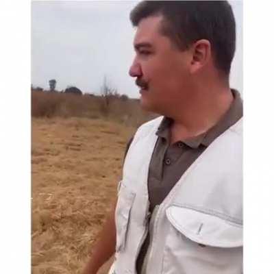 a man stopped a cheetah without even touching it