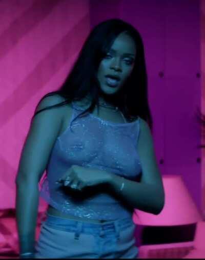 Rihanna - Tits