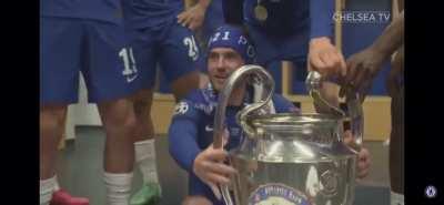 Chelsea Celebrate UCL Win with Levels