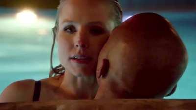 Kristen Bell interracial makeout in the pool