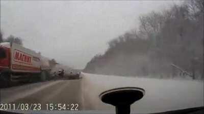 HMFT after Failed overtake on a snowy road