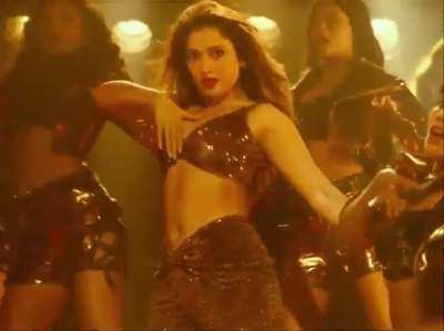 Tamanna Bhatia is the epitome of goddess👌....