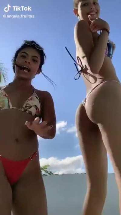 Tall and short (both jiggle)