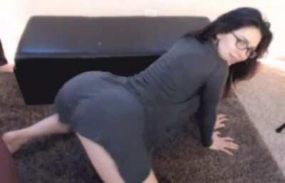 Shaking that ass