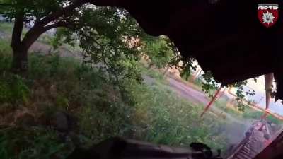 FPV footage of Ukrainian soldiers in intense combat in Toretsk, including the elimination of a Russian soldier hiding against a wall who is shot and killed