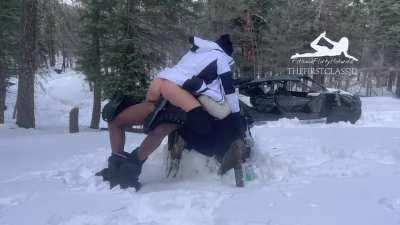 New Hotwife video out :) Fun adventure in the snow with the beautiful fitandflirtyhotwife and her husband . We fucked so good and she got a huge creampie and hubby cleaned up . 41 min on Onlyfans.com/TheFirstClassJD