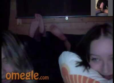 Two girls helped me cum by showing their feet