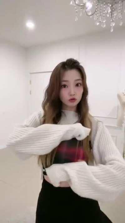 210225 Yeonhee TikTok