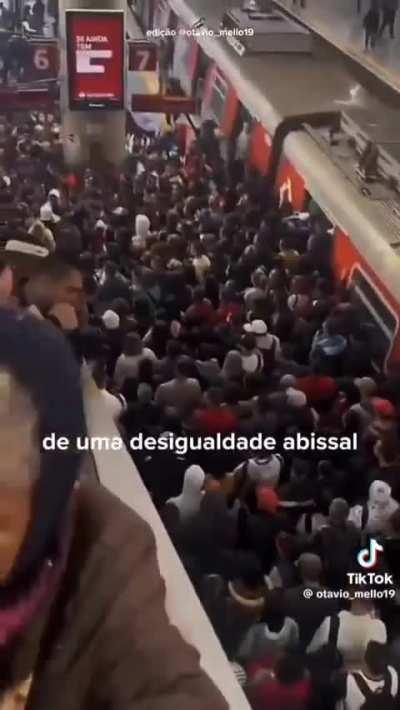 Feliz dia dos trabalhadores, camaradas