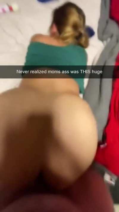 Phat booty mom (41) gives into sons desires (19) after finding his incest porn stash while he was on vacation