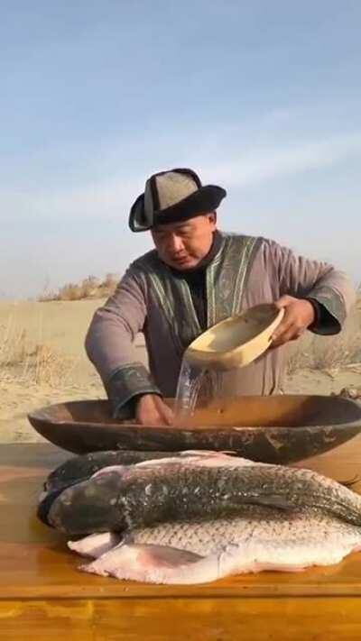 the way this guy is fishing