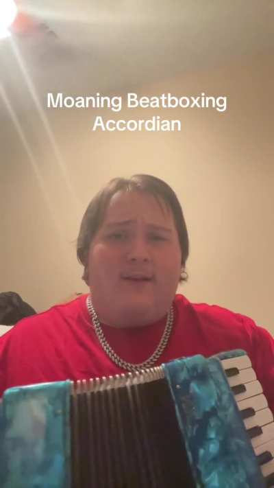 world’s first moaning beatboxing accordionist 