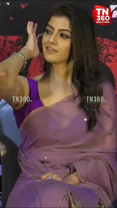 Dusky Varalaxmi sarathkumarArmpits/Hot lady Looking for a Horny Guy to Kiss,smooch her armpits n then rip off that Blouse n suck on her milky Breasts