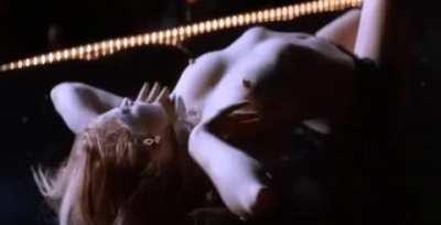 Jessica Chastain sexy strip scene