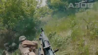 POV video of a 1st special operations battalion Azov in a fight.