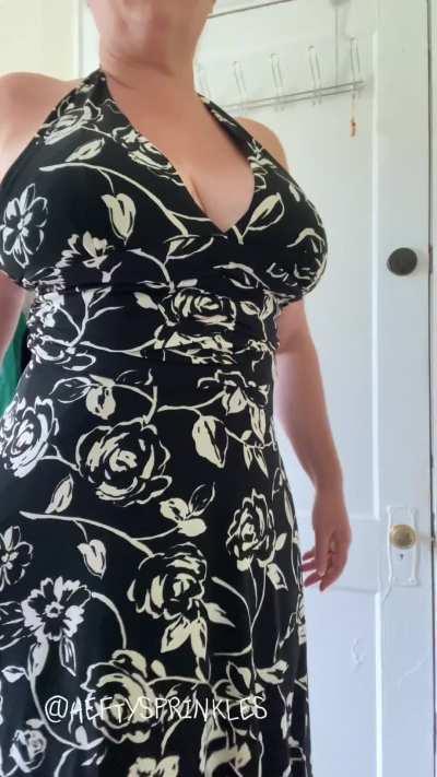 My favorite new sundress 