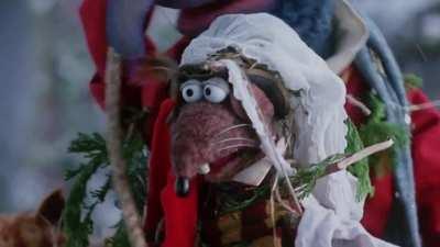 The best of Gonzo and Rizzo from &quot;The Muppet Christmas Carol&quot;