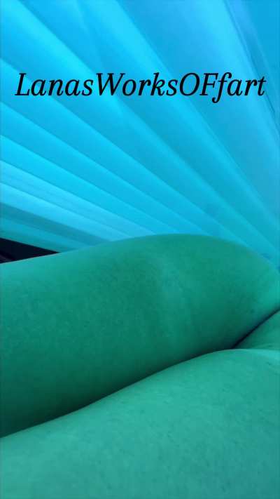 Farting in the Tanning Bed!